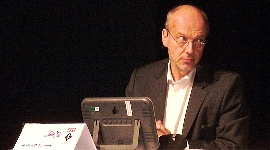 Herbert Dobrovolny moderiert den Ö1 Quiz gehört.gewusst